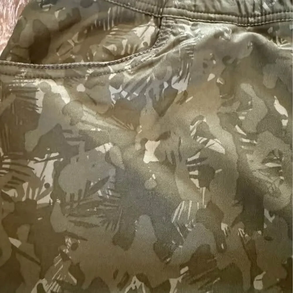 Prana size 14 Halle E-waist Short II